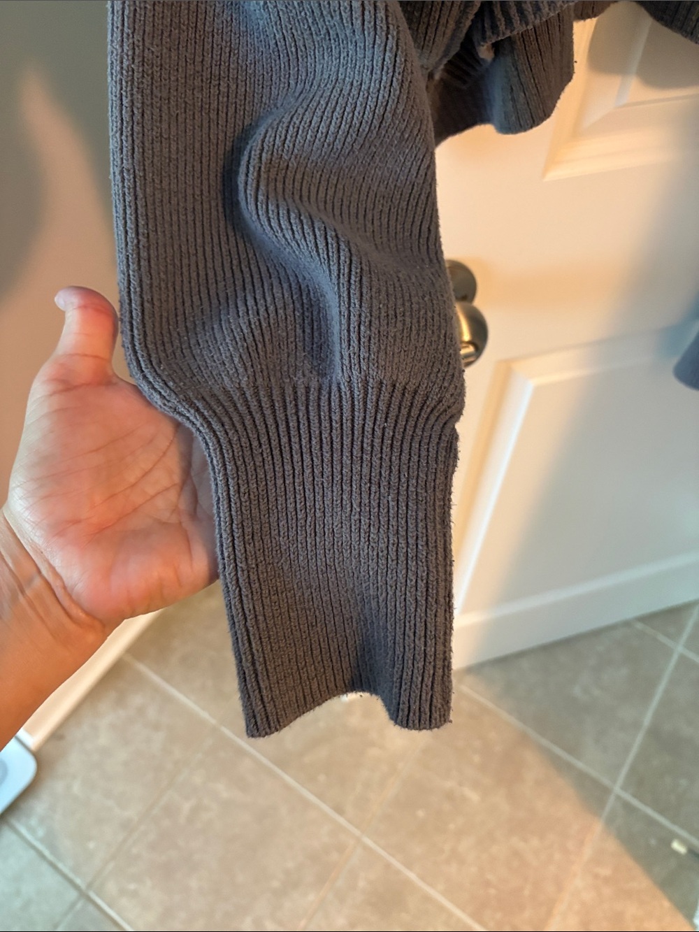 Free People Relaxed Cropped Scoop-Neck Sweater in Charcoal - Picture 5 of 5